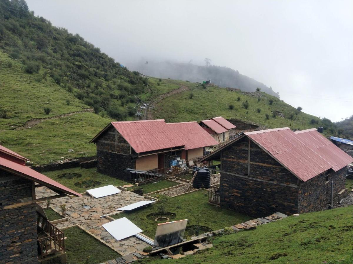 Tripura Resort Kalinchowk Charikot Buitenkant foto