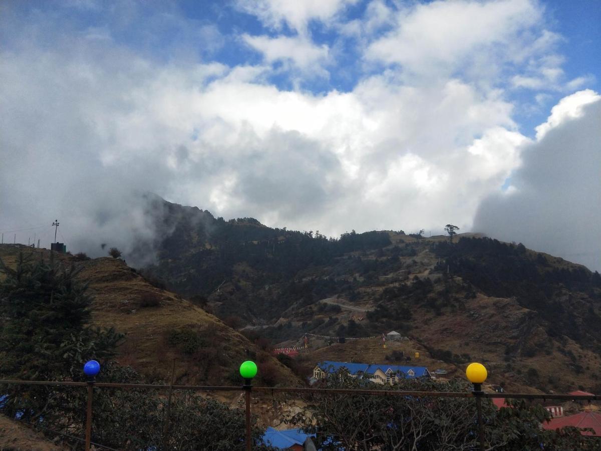 Tripura Resort Kalinchowk Charikot Buitenkant foto